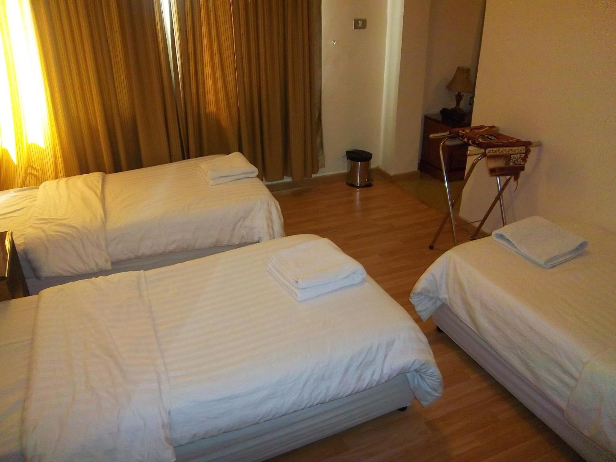 Aghadeer Hotel Амман Экстерьер фото
