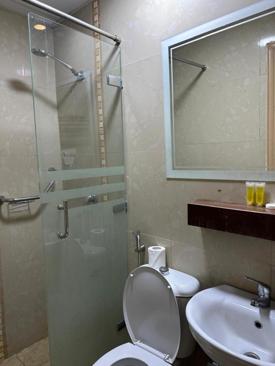 Aghadeer Hotel Амман Экстерьер фото