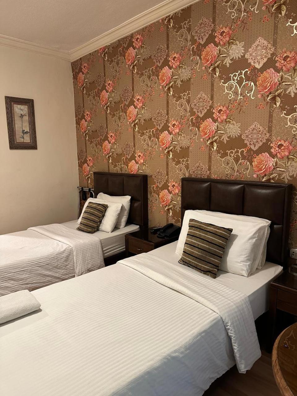 Aghadeer Hotel Амман Экстерьер фото