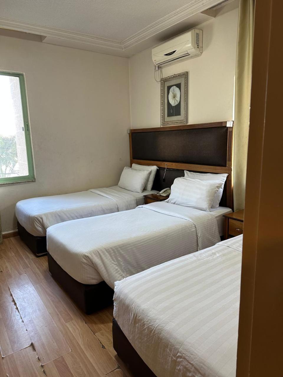 Aghadeer Hotel Амман Экстерьер фото